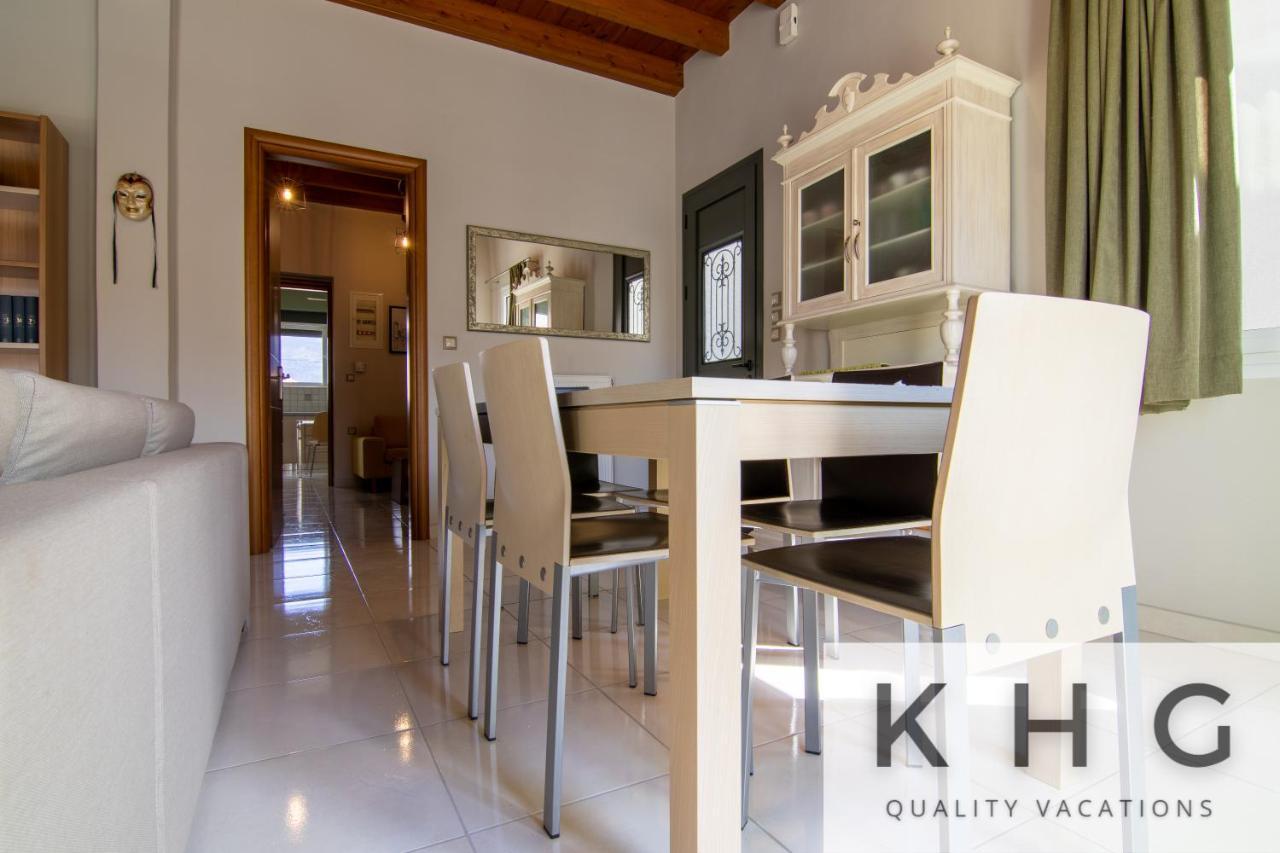 Terraced Maisonette In Argostoli! Buitenkant foto